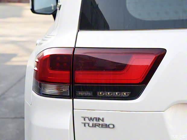 丰田(进口) 兰德酷路泽(进口) 2022款 3.5T 中东版