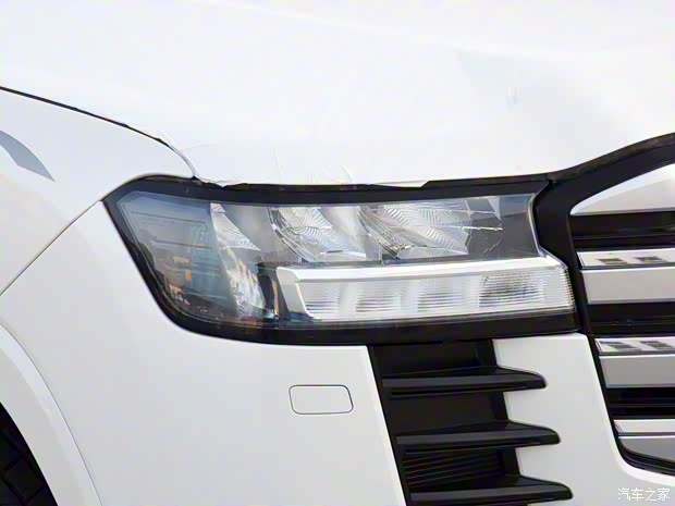 丰田(进口) 兰德酷路泽(进口) 2022款 3.5T 中东版