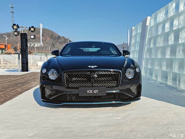 宾利 欧陆 2022款 V8 Ice GT