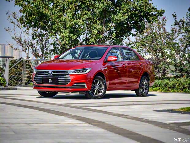 比亞迪 秦 2019款 1.5L 自動尊貴型