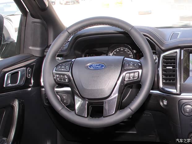 江鈴福特 撼路者 2020款 2.3T 汽油自動(dòng)四驅(qū)旗艦版 7座 國(guó)VI