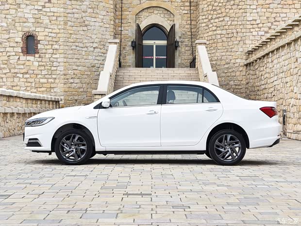 比亞迪 秦新能源 2019款 高續(xù)航版 尊貴型