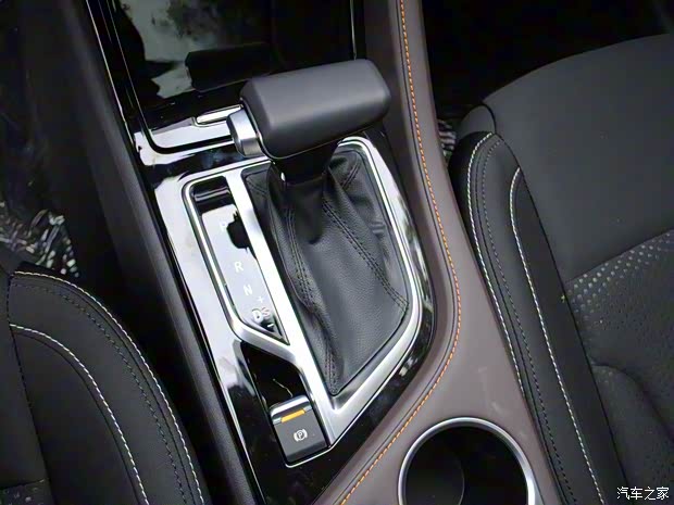 长安汽车 长安CS35 PLUS 2018款 1.6L 自动悦联版