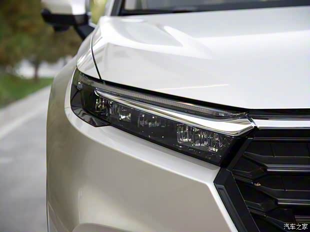 東風(fēng)本田 本田CR-V 2023款 240TURBO 兩驅(qū) 5座