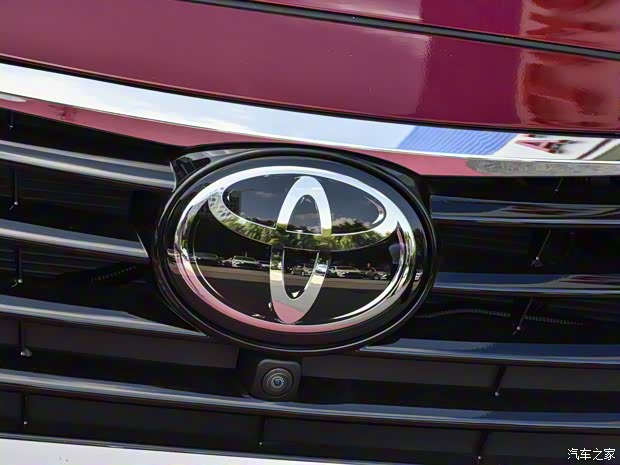 一汽丰田 亚洲龙 2021款 2.5L Touring尊贵SPORT版