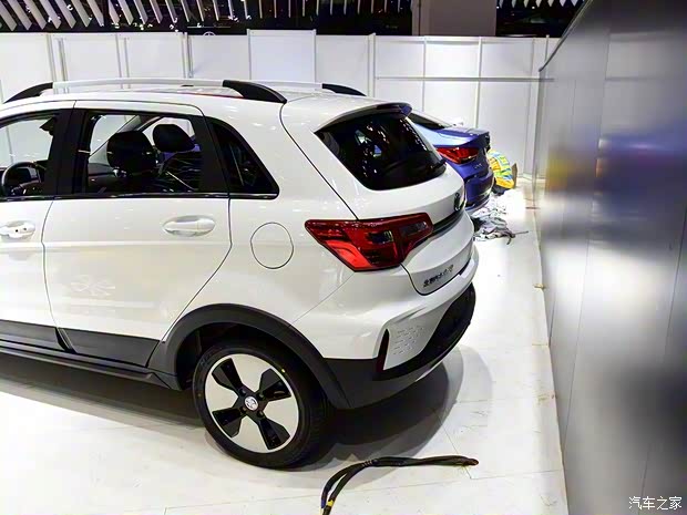 北汽新能源 北汽新能源EC5 2019款 基本型 北汽新能源 北汽新能源EC5 2019款 基本型