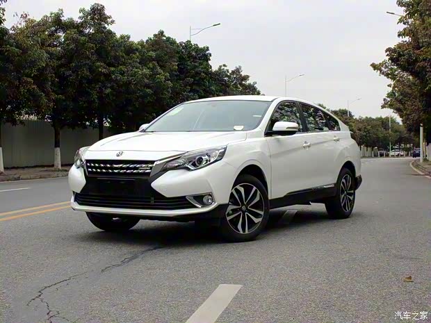 东风启辰 启辰T90 2018款 1.4T 手动智联风尚版 东风启辰 启辰T90 2018款 1.4T 手动智联风尚版