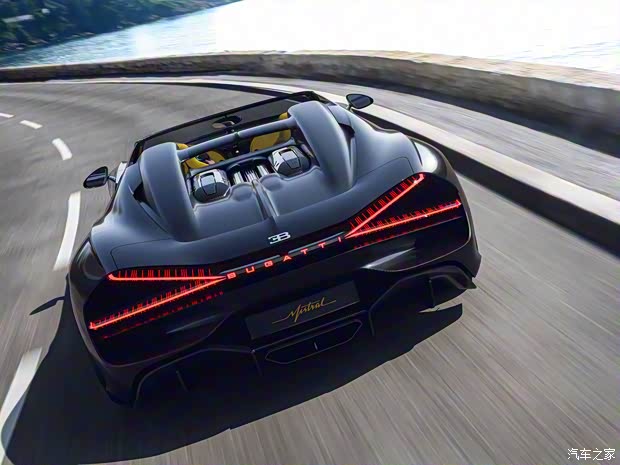 布加迪 W16 Mistral 2022款 基本型