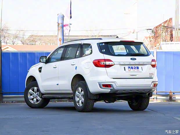 江铃福特 撼路者 2019款 2.0T 汽油自动四驱菁英版 5座