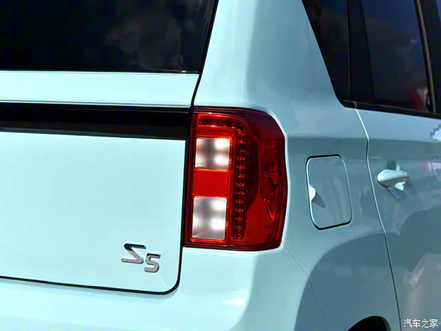 北京汽车制造厂 北汽制造S5 2022款 基本型