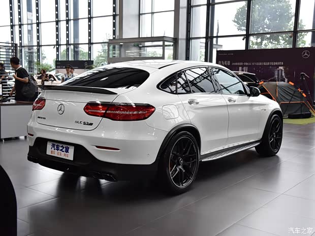 梅賽德斯-AMG 奔馳GLC AMG 2018款 AMG GLC 63 4MATIC+ 轎跑SUV