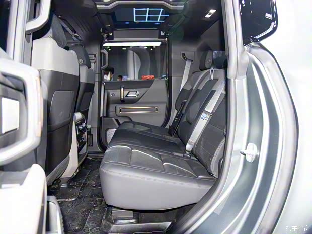 GMC HUMMER EV SUV 2024款 Edition 1 美国版 GMC HUMMER EV SUV 2024款 Edition 1 美国版