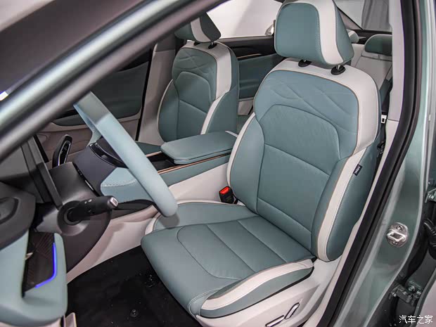 几何汽车 几何G6 2022款 620 旗舰型