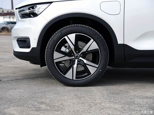 沃爾沃亞太 沃爾沃XC40新能源 2022款 P6 純電 兩驅(qū)基本型