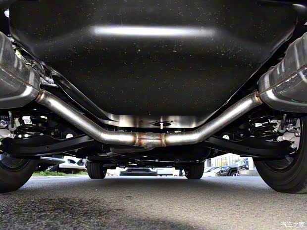 广汽菲克Jeep 指挥官新能源 2019款 插电混动版