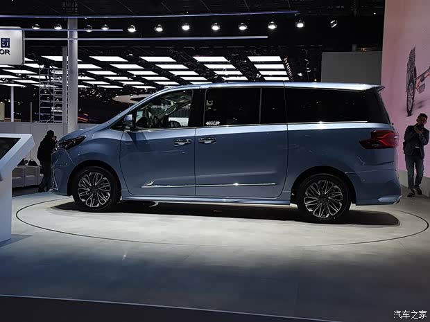 上汽大通 上汽MAXUS G20 2019款 首发款 2.0T 自动智尊版