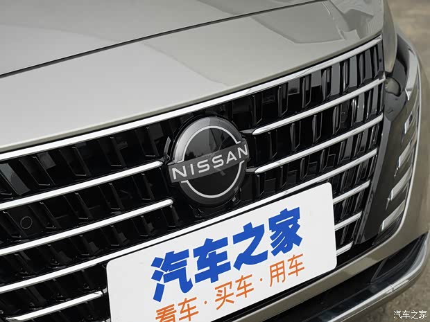 东风日产 天籁 2022款 2.0L XL-Upr 优享版 东风日产 天籁 2022款 2.0L XL-Upr 优享版