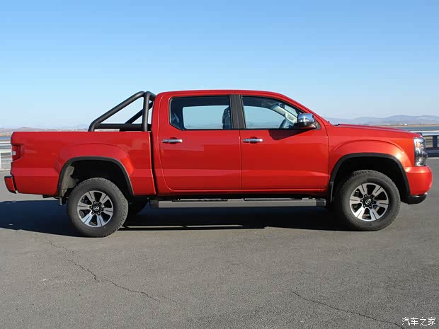 曙光汽車(chē) 黃海N7 2019款 2.4T汽油手動(dòng)四驅(qū)運(yùn)動(dòng)版4K22D4T 曙光汽車(chē) 黃海N7 2019款 2.4T汽油手動(dòng)四驅(qū)運(yùn)動(dòng)版4K22D4T