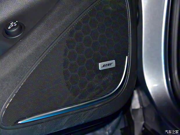 上汽通用别克 昂科威 2020款 28T 四驱全能运动旗舰型