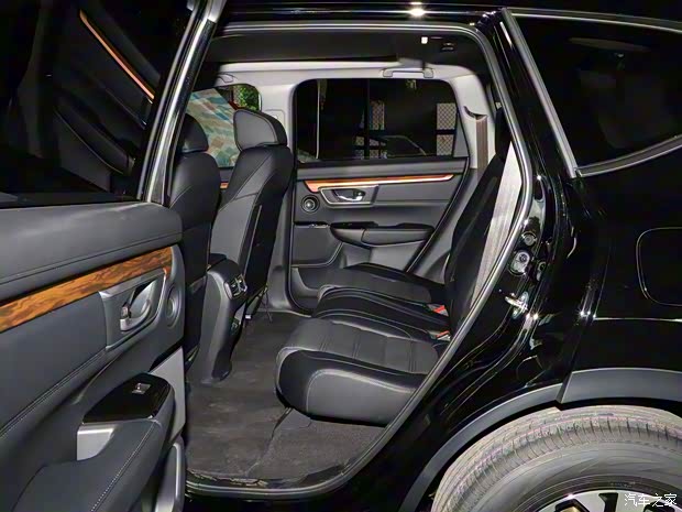 东风本田 本田CR-V 2021款 240TURBO CVT两驱风尚版