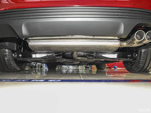 长安福特 福克斯 2022款 两厢 EcoBoost 180 自动ST Line