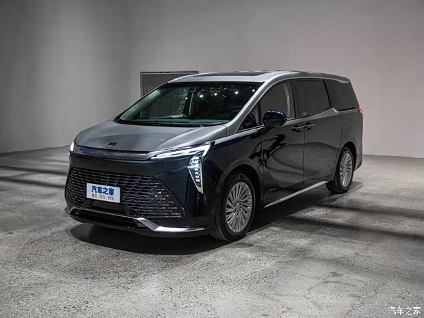 上汽通用別克 世紀(jì) 2023款 2.0T 四座私享版