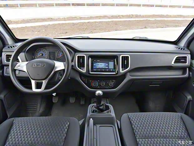 北京汽車制造廠 鯨卡T6 2022款 2.0L手動(dòng)豪華版雙排LQ481QFB 北京汽車制造廠 鯨卡T6 2022款 2.0L手動(dòng)豪華版雙排LQ481QFB