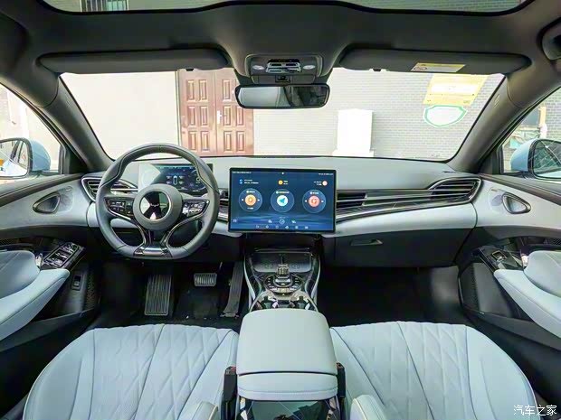 比亚迪 海豹 2022款 550km 标准续航后驱版尊贵型 比亚迪 海豹 2022款 550km 标准续航后驱版尊贵型
