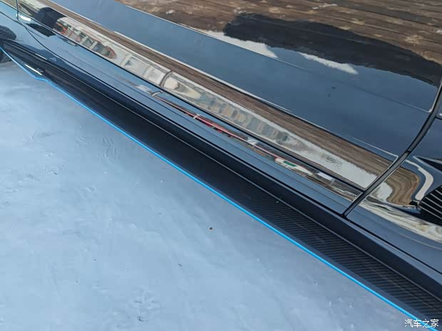 宾利 欧陆 2022款 V8 Ice GT