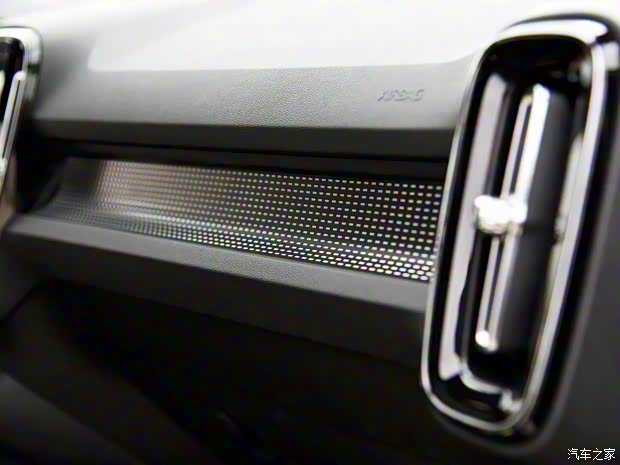 沃爾沃亞太 沃爾沃XC40新能源 2022款 P6 純電 兩驅(qū)基本型