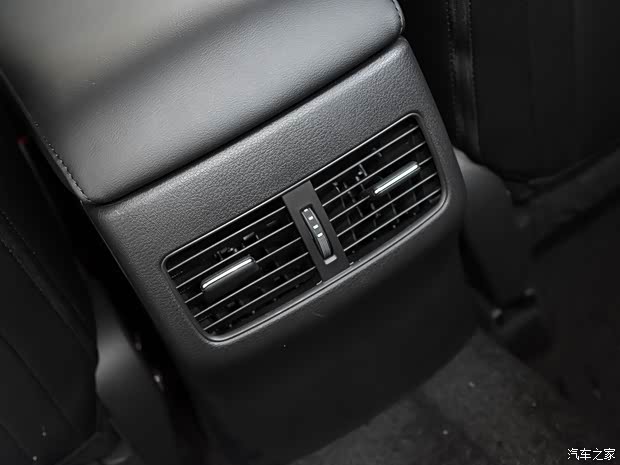 长安马自达 马自达3 Axela昂克赛拉 2020款 1.5L 自动质型版