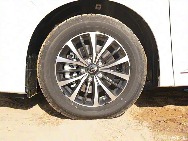 广汽乘用车 传祺M8 2022款 350T 高配版