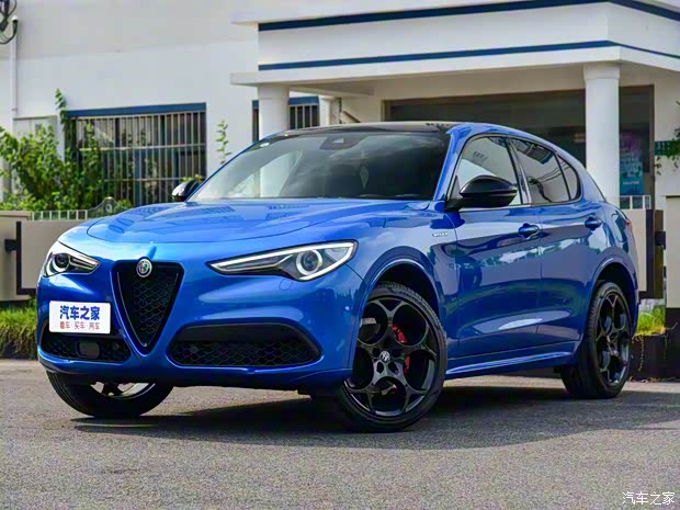 阿爾法·羅密歐 Stelvio 2022款 Veloce