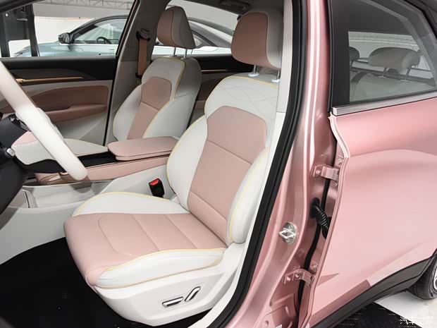 几何汽车 几何M6 2022款 580 旗舰型