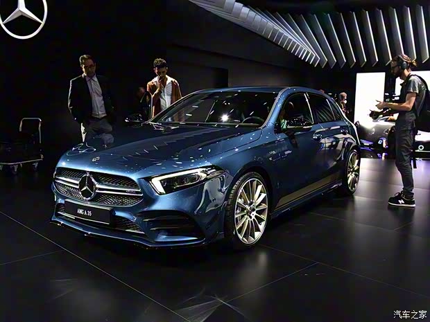 梅赛德斯-AMG 奔驰A级AMG 2019款 AMG A 35 4MATIC