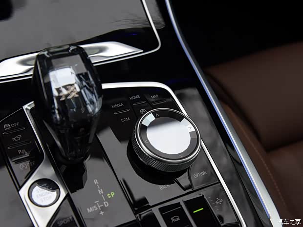 宝马(进口) 宝马X5 2019款 xDrive40i 尊享型 M运动套装 宝马(进口) 宝马X5 2019款 xDrive40i 尊享型 M运动套装