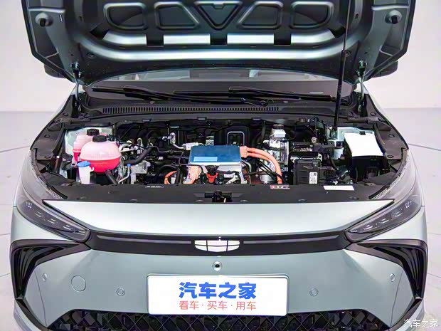 几何汽车 几何G6 2022款 620 旗舰型 几何汽车 几何G6 2022款 620 旗舰型