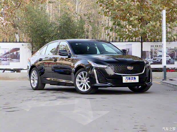 上汽通用凱迪拉克 凱迪拉克CT5 2020款 28T 時(shí)尚型