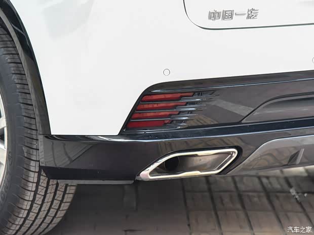 一汽奔腾 奔腾B70S 2022款 30TD 高配版