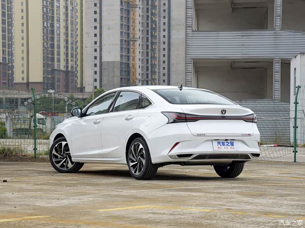 长安汽车 锐程PLUS 2023款 1.5T DCT领悦型