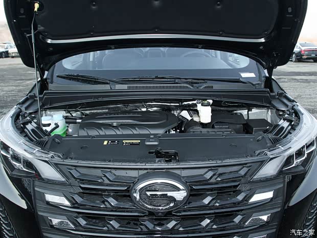 广汽乘用车 传祺M6 2021款 PRO 270T 自动尊享版