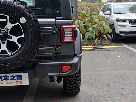 2019款 2.0T Rubicon 四门版 国VI 2019款 2.0T Rubicon 四门版 国VI
