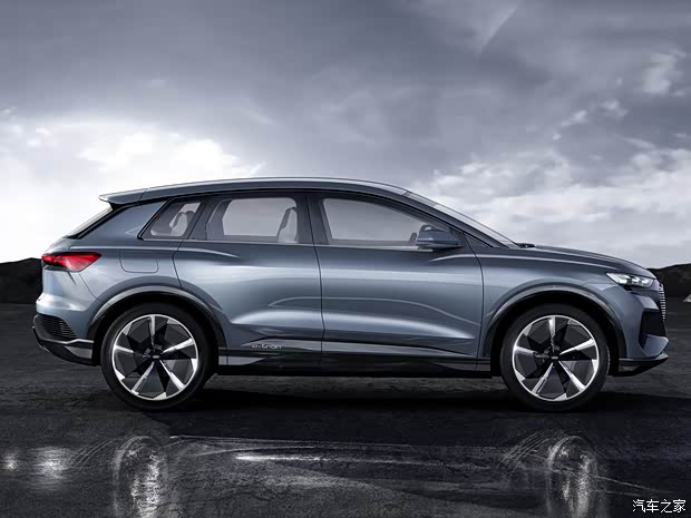 奥迪(进口) 奥迪Q4新能源(进口) 2019款 e-tron概念车 奥迪(进口) 奥迪Q4新能源(进口) 2019款 e-tron概念车