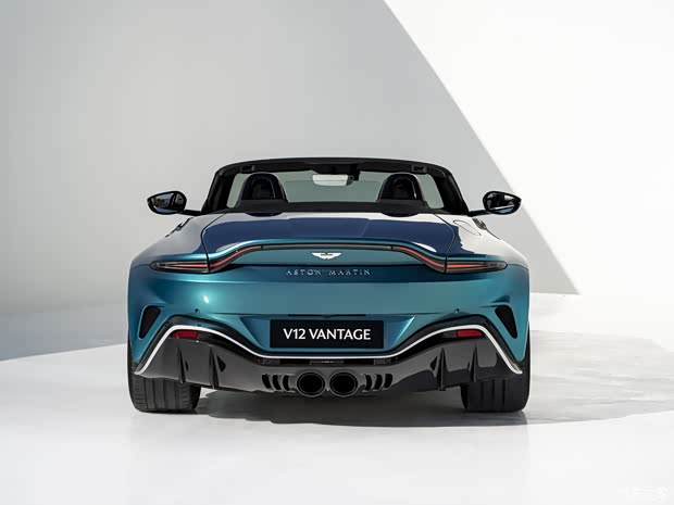 阿斯頓·馬丁 V12 Vantage 2022款 Roadster