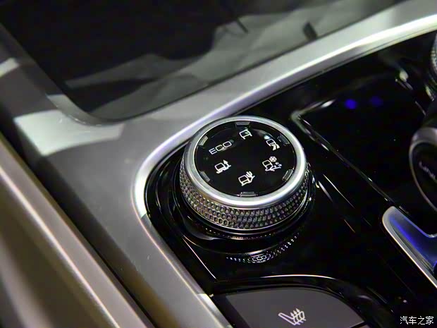 长城汽车 坦克300 2022款 HEV 长城汽车 坦克300 2022款 HEV