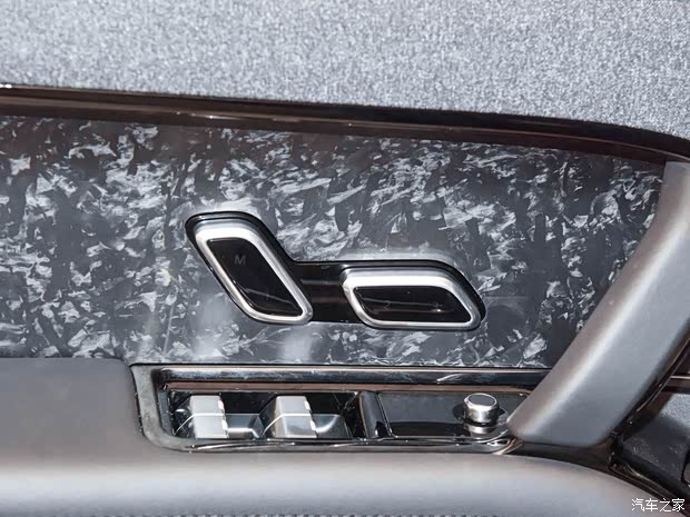 路虎(进口) 揽胜运动版 2023款 首发版