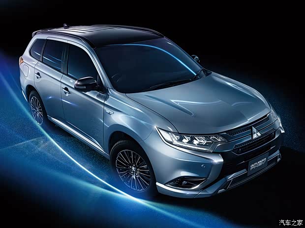 三菱(進(jìn)口) 歐藍(lán)德PHEV(進(jìn)口) 2020款 BLACK Edition 日本版