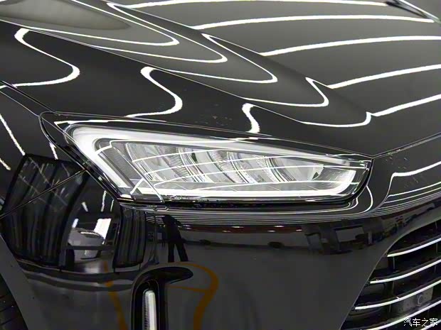 金康赛力斯 问界M5 2022款 基本型 金康赛力斯 问界M5 2022款 基本型