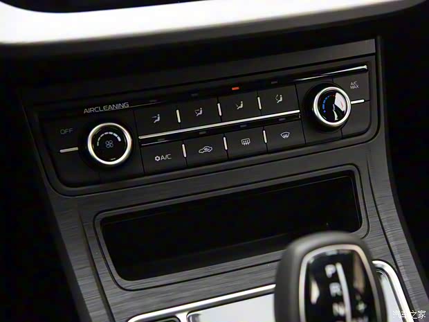 吉利汽车 远景 2020款 1.5L CVT尊贵型