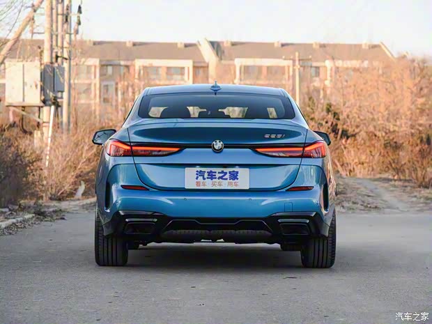 宝马(进口) 宝马2系 2021款 225i 四门轿跑车 M运动曜夜套装Pro 宝马(进口) 宝马2系 2021款 225i 四门轿跑车 M运动曜夜套装Pro